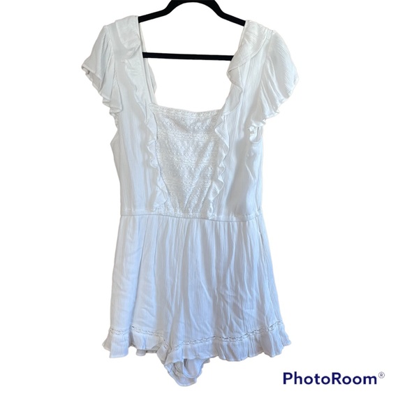 American Eagle Outfitters Pants - American eagle romper